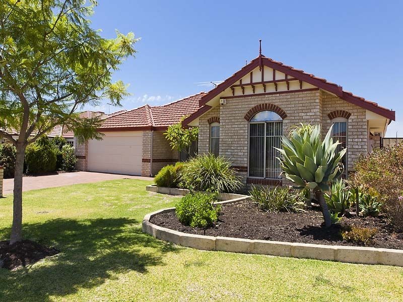 38 Ashmore Avenue, Canning Vale WA 6155