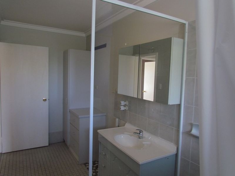 61/303 Harbourne Street, Glendalough WA 6016