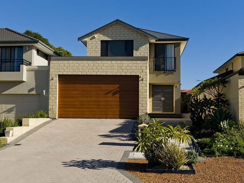 15a Surrey Road, Wilson WA 6107