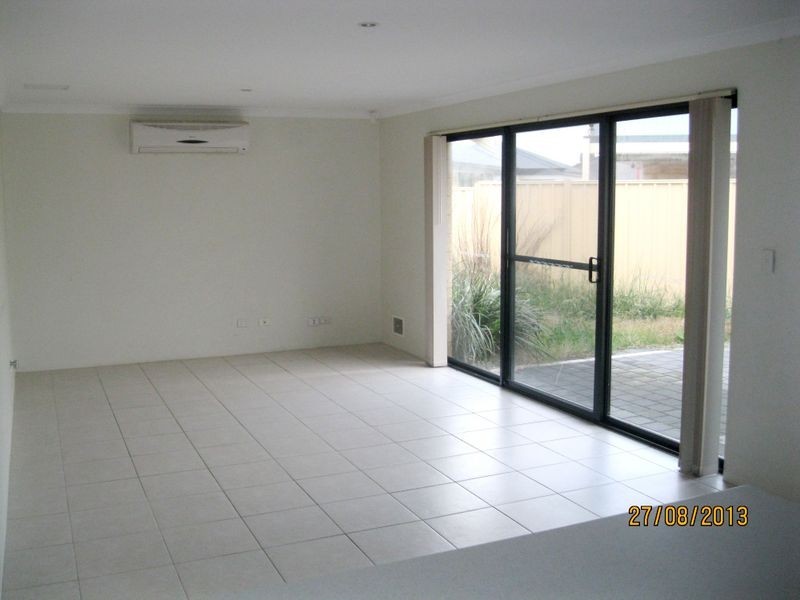 25 Chamberlain Street, Gosnells WA 6110