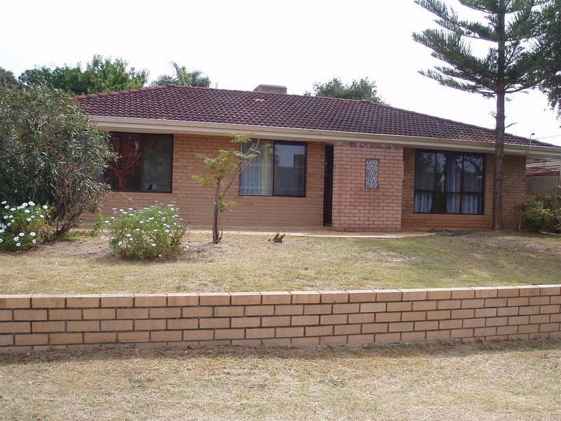 3 Wimmera Place, Huntingdale WA 6110