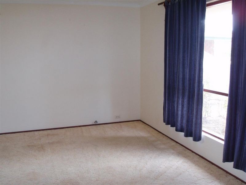 3 Wimmera Place, Huntingdale WA 6110