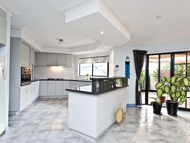 153 Glen Iris Drive, Jandakot WA 6164