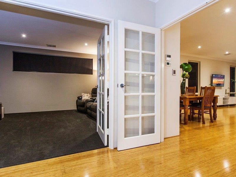 13 Amphion Place, Leeming WA 6149