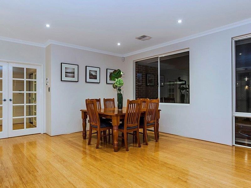 13 Amphion Place, Leeming WA 6149