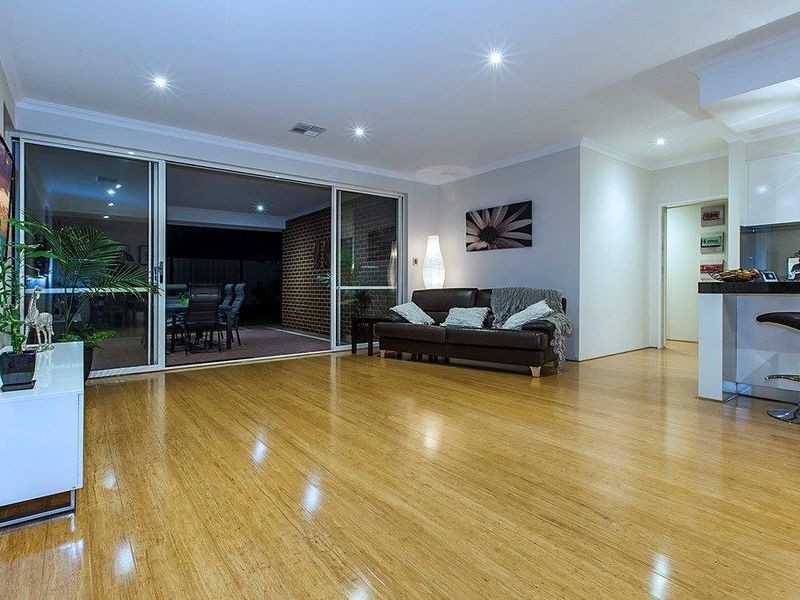 13 Amphion Place, Leeming WA 6149