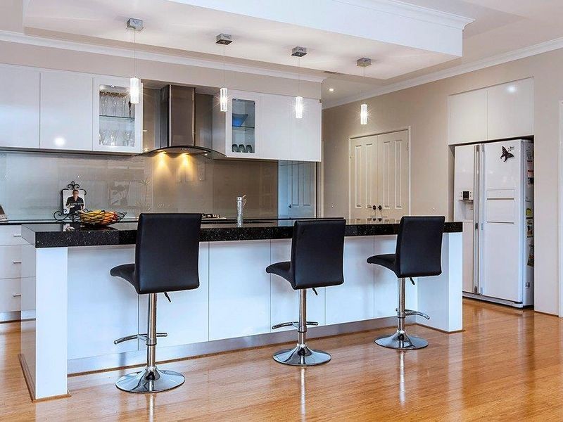 13 Amphion Place, Leeming WA 6149