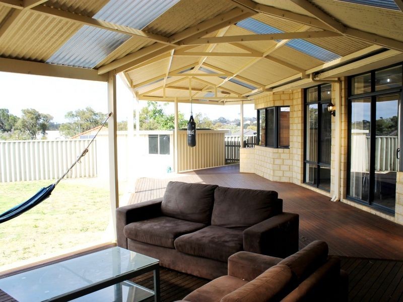 2 Bittern Lane, Beeliar WA 6164