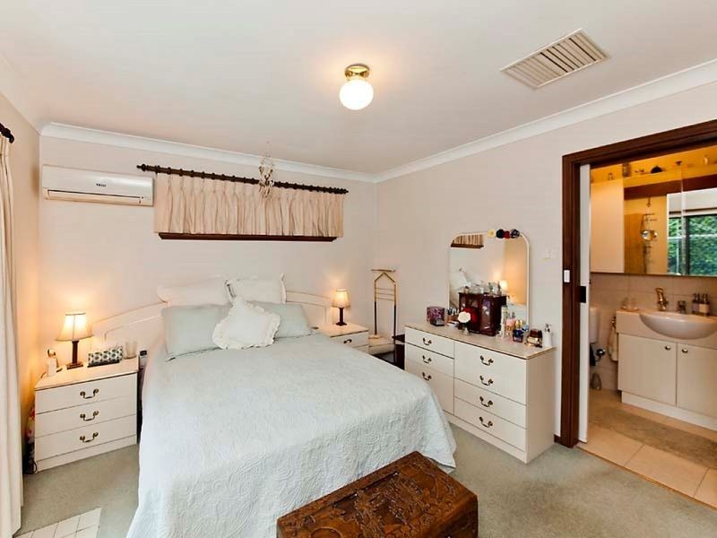 19 Periwinkle Way, Parkwood WA 6147