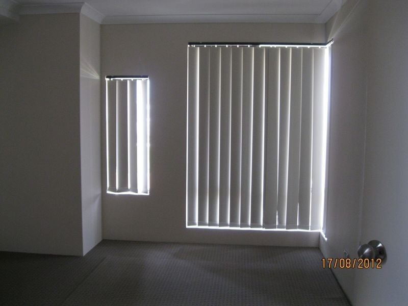 4 Keble Lane, Piara Waters WA 6112