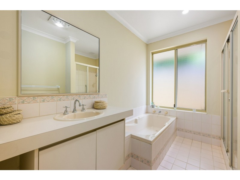 2/17 Dawson Road, Brentwood WA 6153