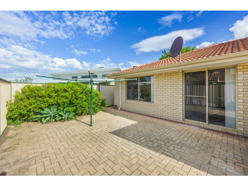 2/17 Dawson Road, Brentwood WA 6153