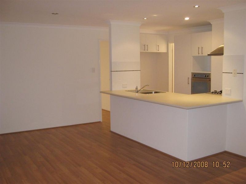 6 Viking Way, Darch WA 6065