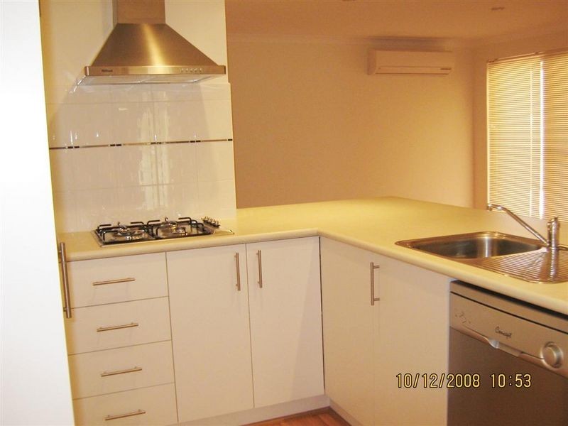 6 Viking Way, Darch WA 6065