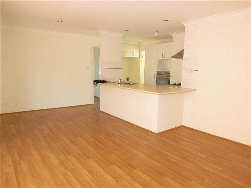 6 Viking Way, Darch WA 6065