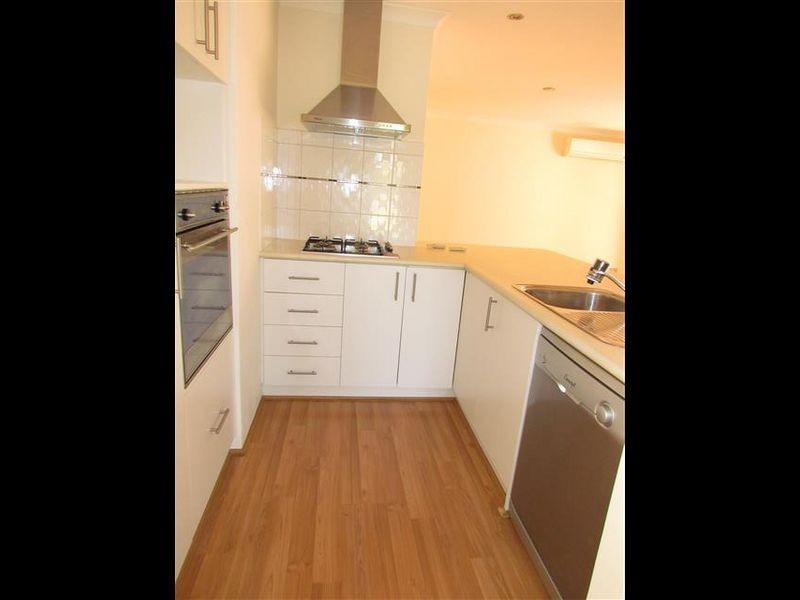 6 Viking Way, Darch WA 6065