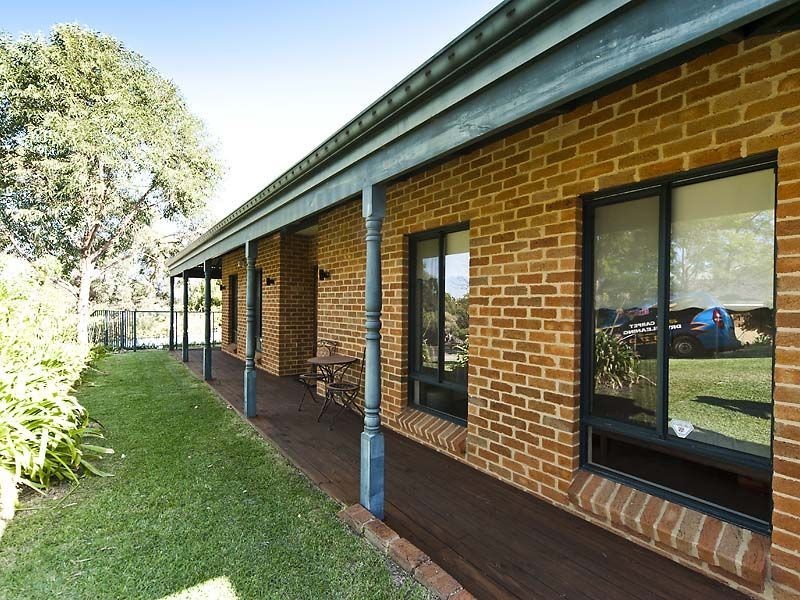 36 Canning Avenue, Mount Pleasant WA 6153