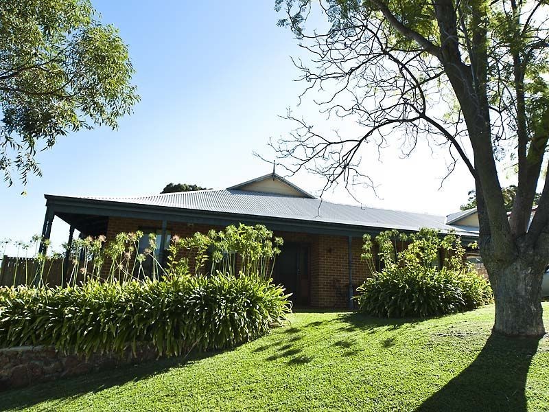 36 Canning Avenue, Mount Pleasant WA 6153