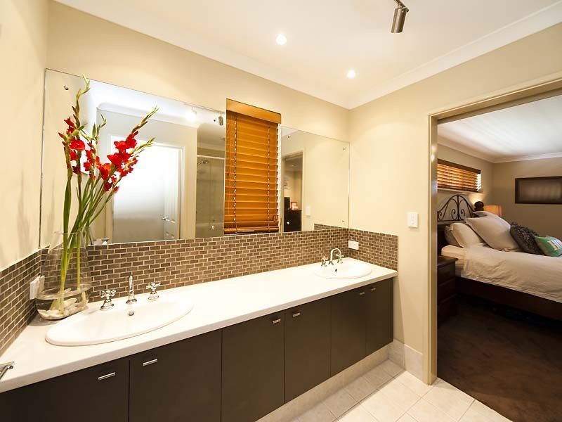 52 Tribute Street West, Shelley WA 6148