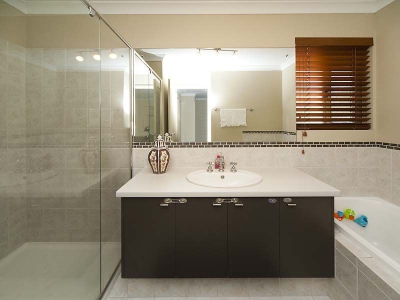 52 Tribute Street West, Shelley WA 6148