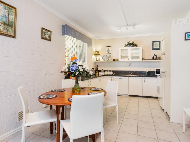 9 Delwood Place, Willetton WA 6155