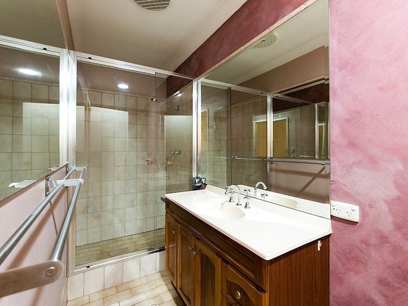 17 Zinnia Way, Willetton WA 6155