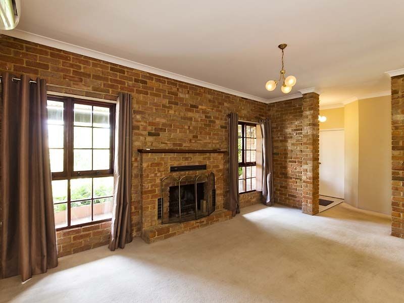 10 Alaric Court, Parkwood WA 6147