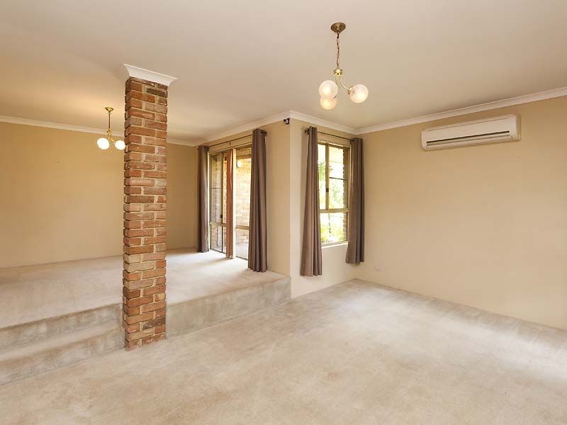 10 Alaric Court, Parkwood WA 6147