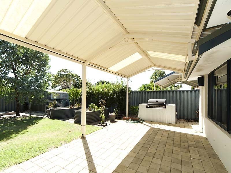 21 Harfoot Street, Willagee WA 6156