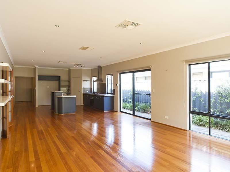 21 Harfoot Street, Willagee WA 6156