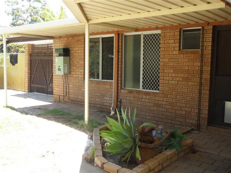 4 Bicheno way, Willetton WA 6155