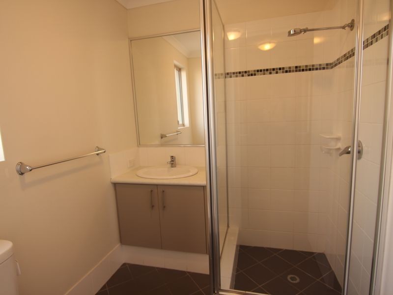 9/54 Sixth Road, Armadale WA 6112