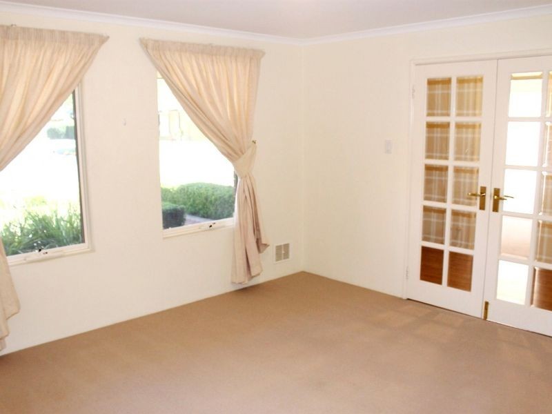24 Burford Place, Canning Vale WA 6155