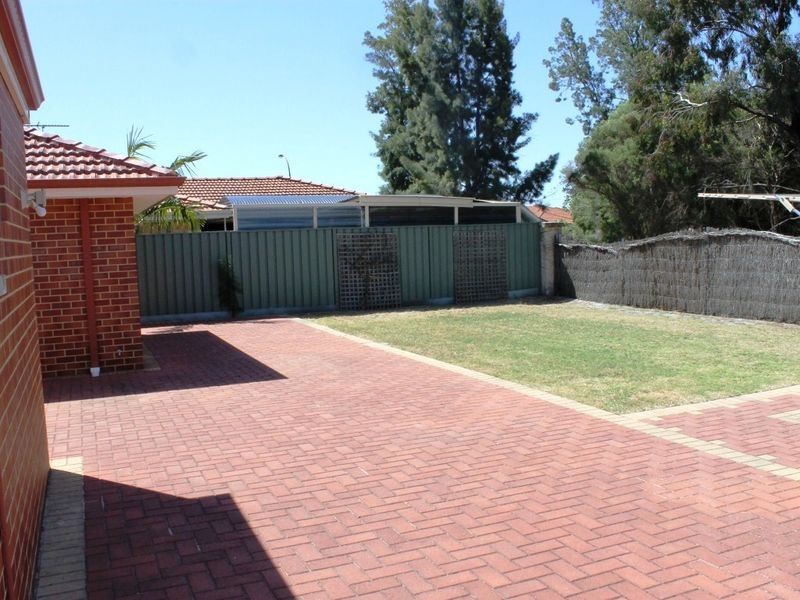 24 Burford Place, Canning Vale WA 6155