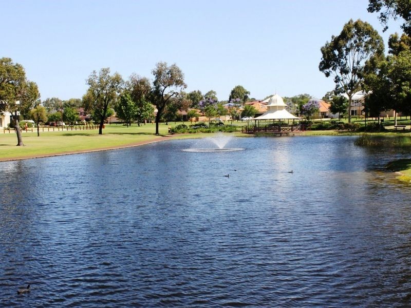 24 Burford Place, Canning Vale WA 6155