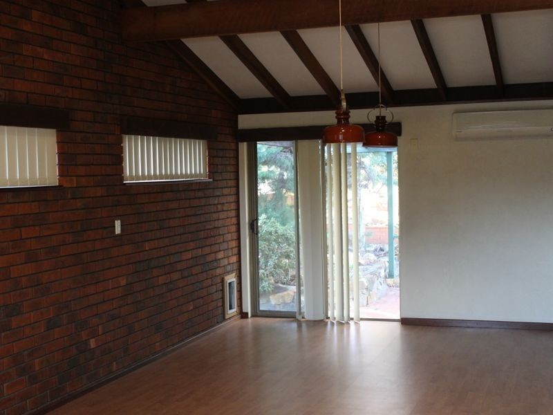 89 Berehaven Avenue, Thornlie WA 6108