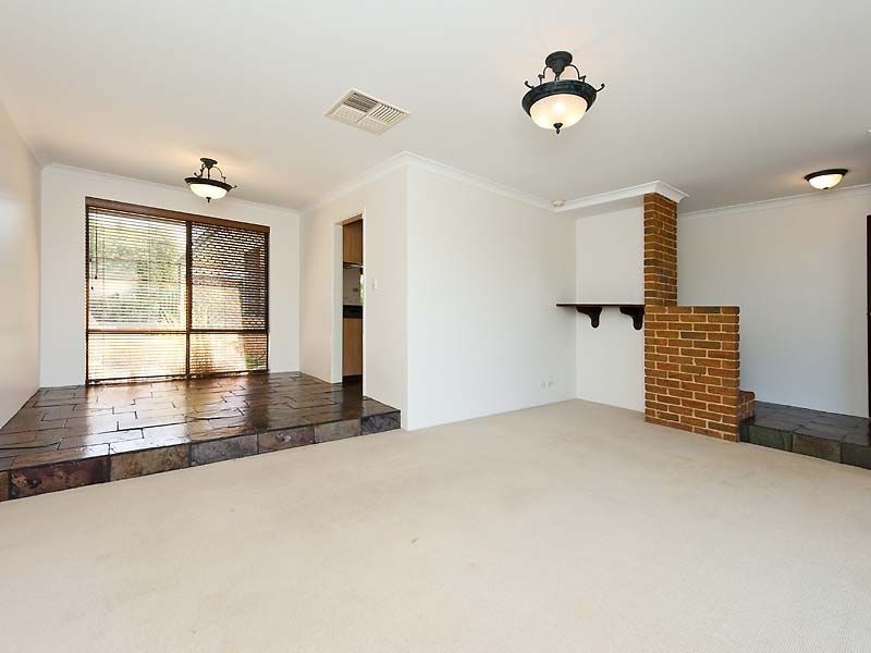 11 Pelican Place, Wilson WA 6107