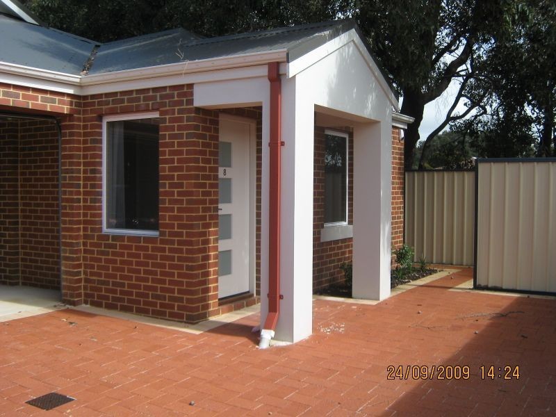 8/54 Sixth Avenue, Armadale WA 6112