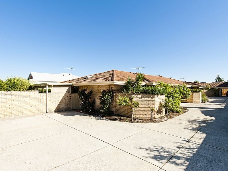 1/87 Holman Street, Alfred Cove WA 6154