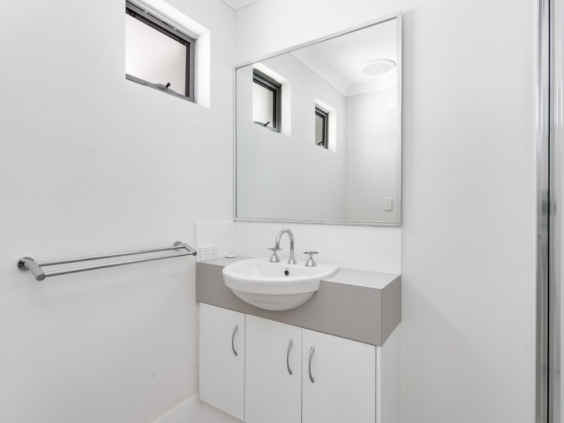 Unit 1-10/119 Epsom Avenue, Redcliffe WA 6104