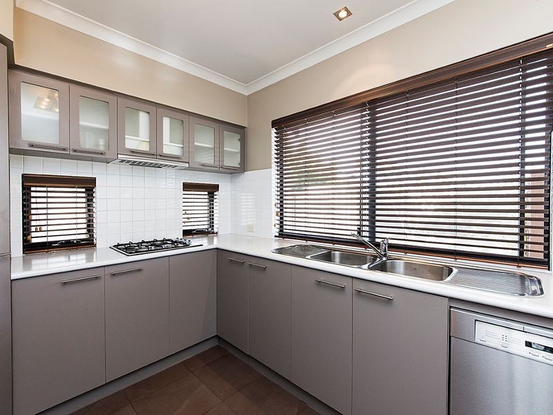 20 Arcardia Crescent, Bateman WA 6150