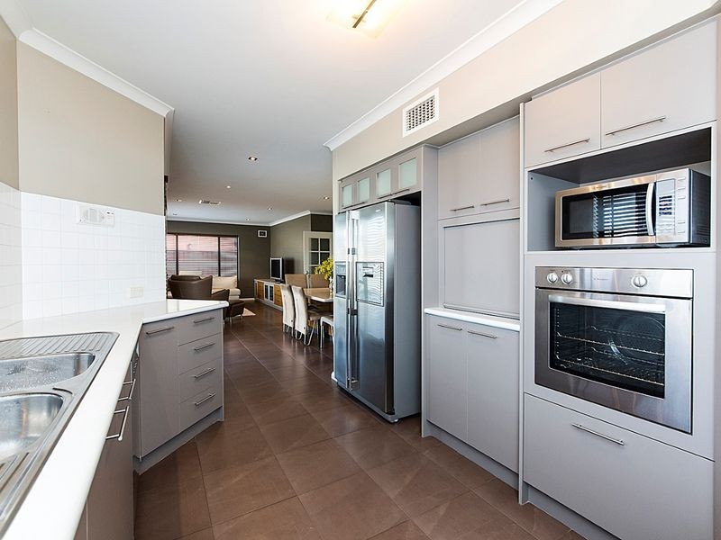 20 Arcardia Crescent, Bateman WA 6150