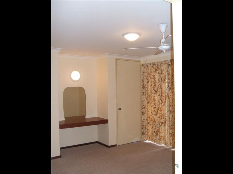 7/8 Falcon Court, Willetton WA 6155