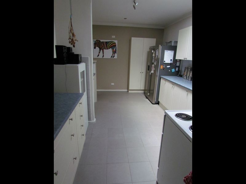 3b Valmae Road, Riverton WA 6148