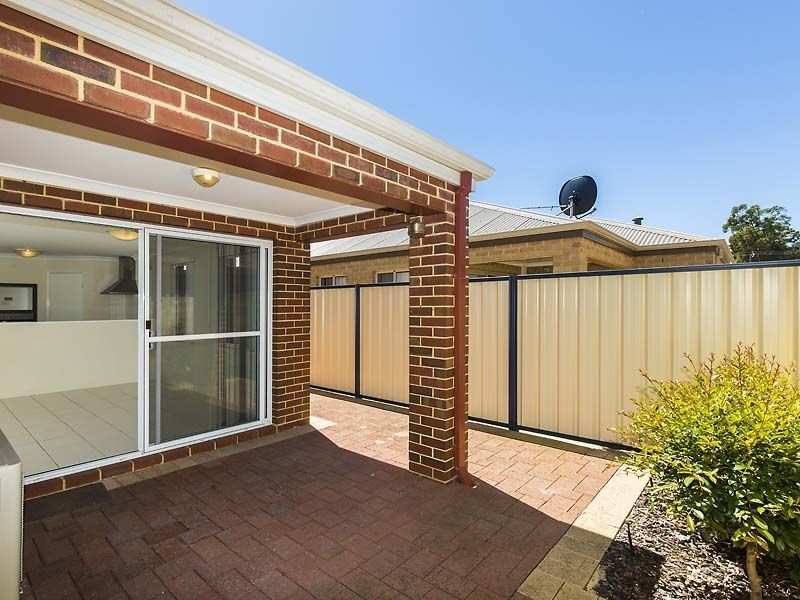 7/54 Sixth Road, Armadale WA 6112