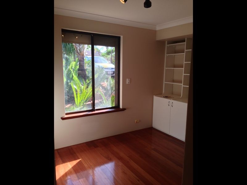 60 Keslake Way, Parkwood WA 6147