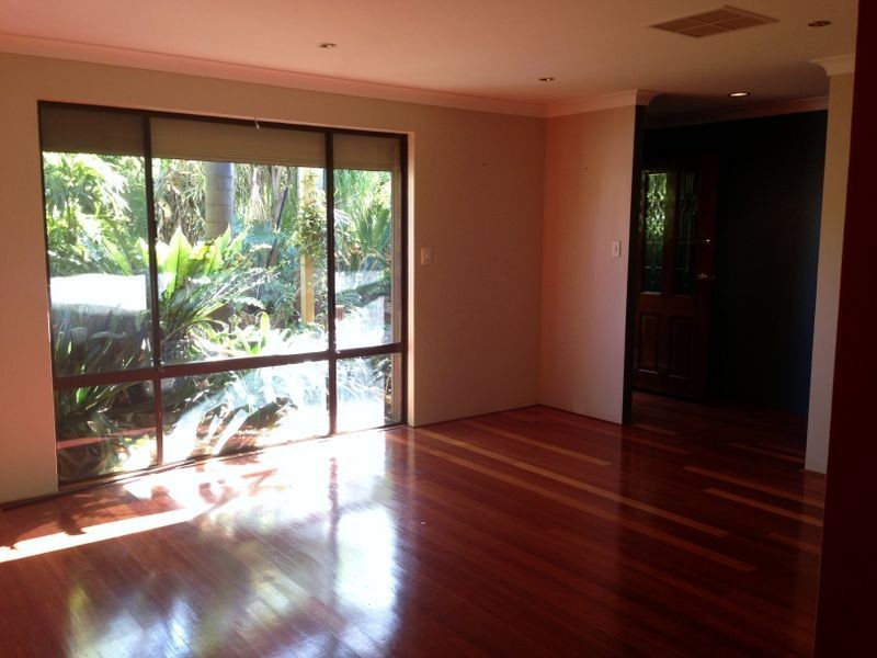 60 Keslake Way, Parkwood WA 6147