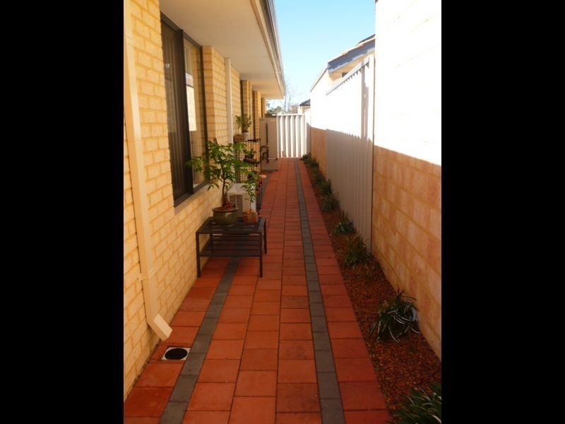 15c Wardong Road, Westminster WA 6061