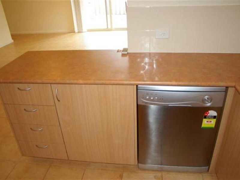 2/15 North Street, Midland WA 6056