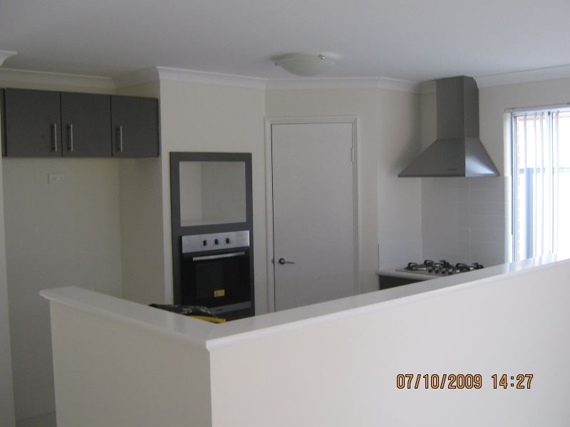 7/54 Sixth Road, Armadale WA 6112